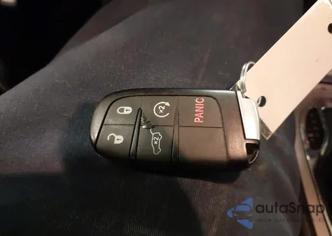 2021 Jeep Grand Cherokee Laredo X 4X4 z USA, uszkodzony, nr VIN 1C4RJFAG9MC569579